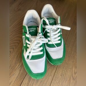 Reebok Womens Green and White Sneakers